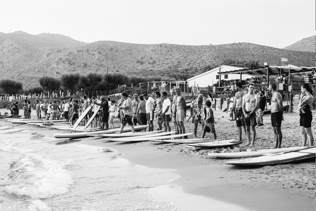 I surfisti della provincia di Latina salutano Leonardo D’Angelo